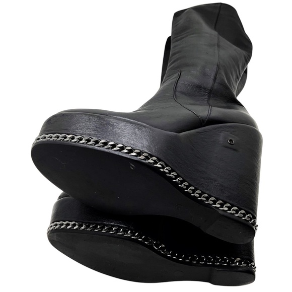 {RITCH ERANI NYFC} Black Leather Wedge Boots with Chain Detail - Picture 14 of 16